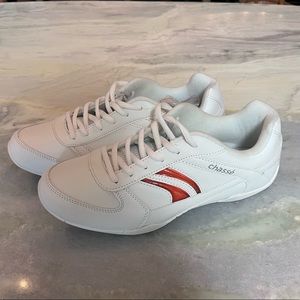 BRAND NEW chassé cheer shoes!! size 10.5